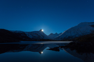 moon behind mountain 4k 1540132146