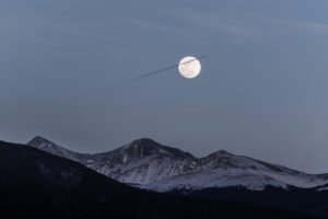 moon over snowy mountains 4k 1540133682