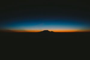 mountain horizon sunset dark night 4k 1540576149