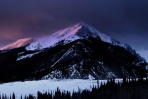 mountains peak snow 4k 1540142600