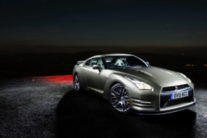 nissan gt r side view night 4k 1538937547