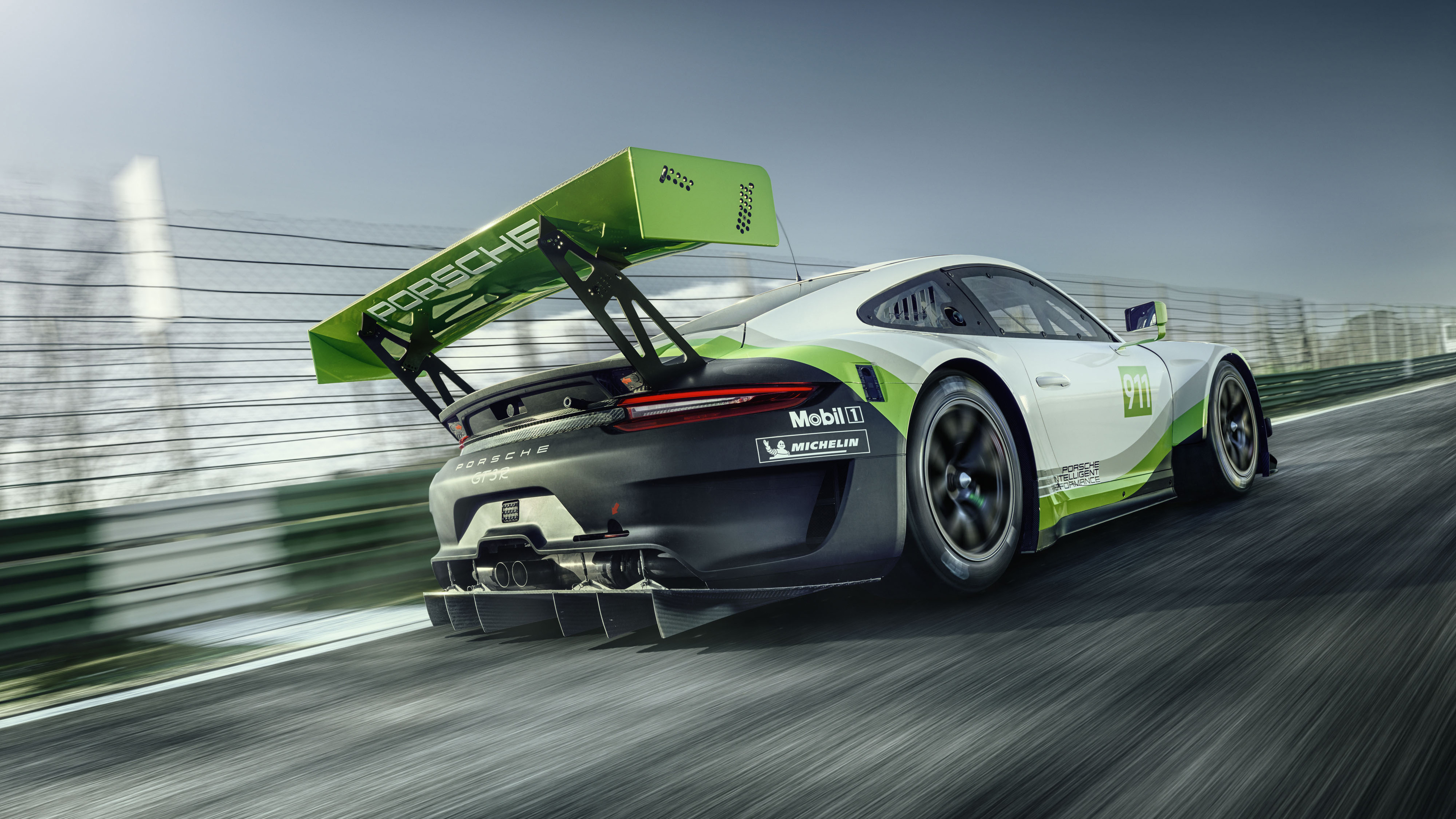 porsche 911 gt3 r 2018 rear 1539111219