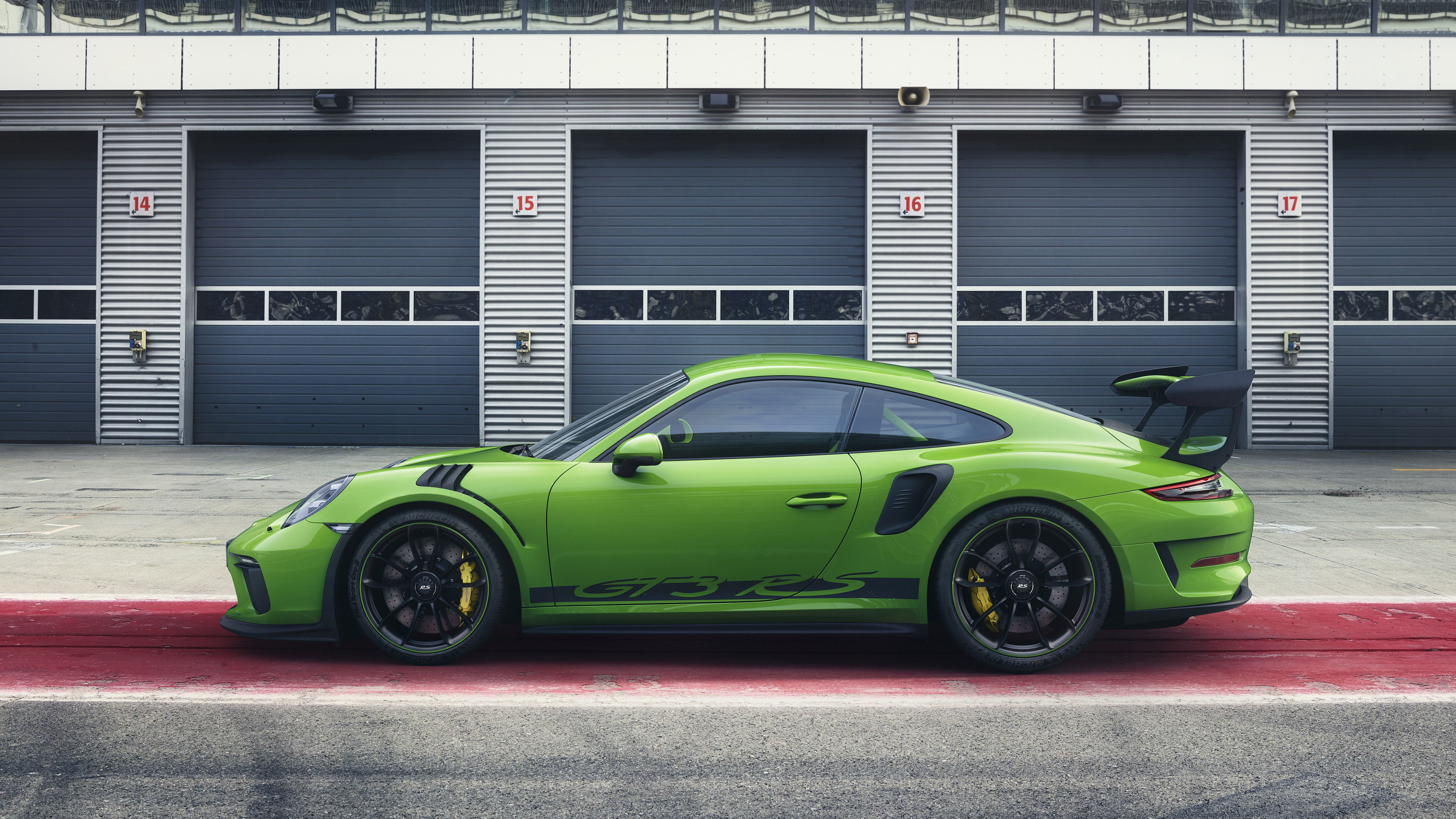 porsche 911 gt3 rs 2018 side view 1539109943