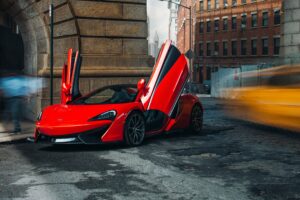 red mclaren 570s spider 1539113178