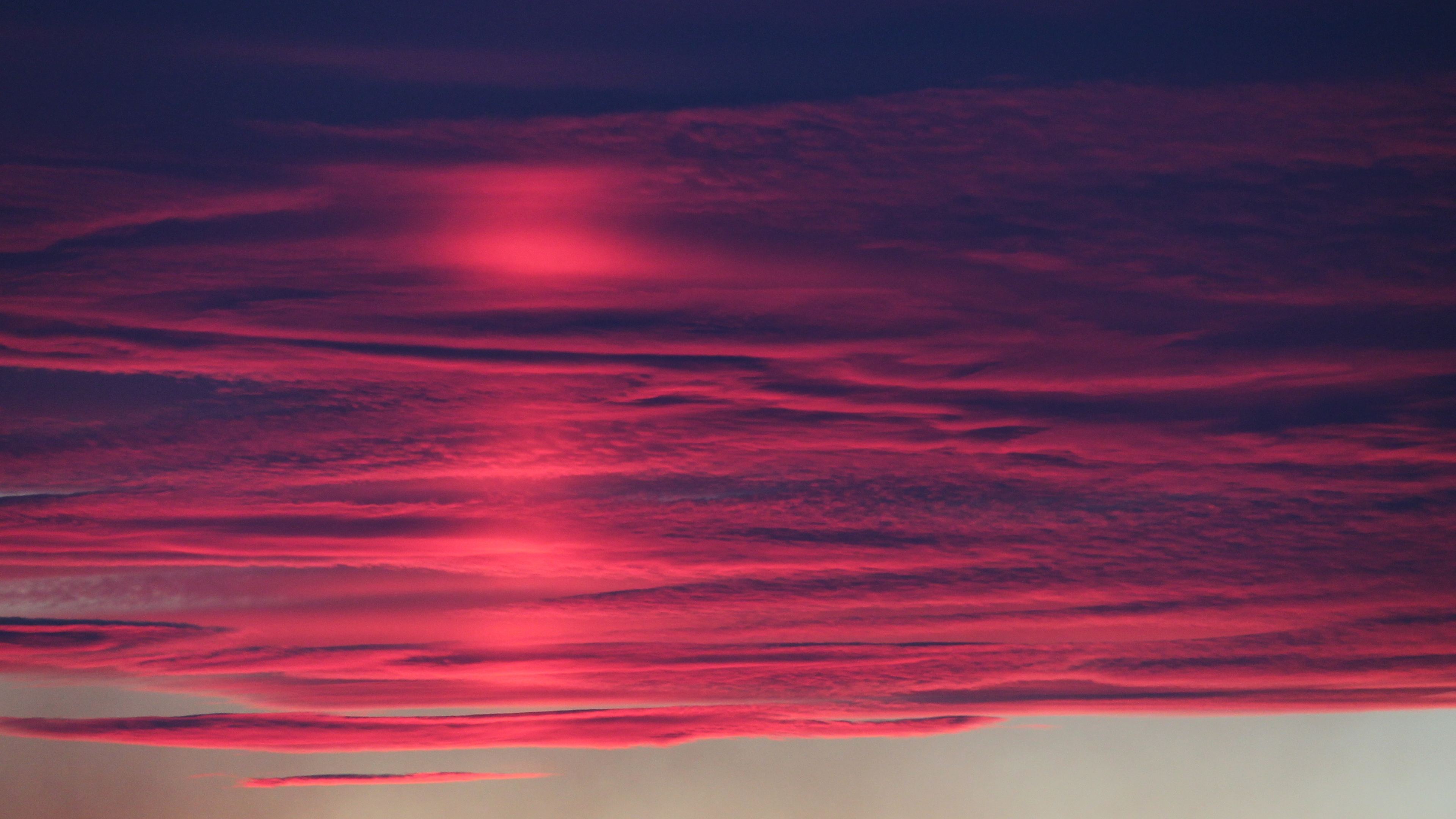 red pink burning clouds 4k 1540144121