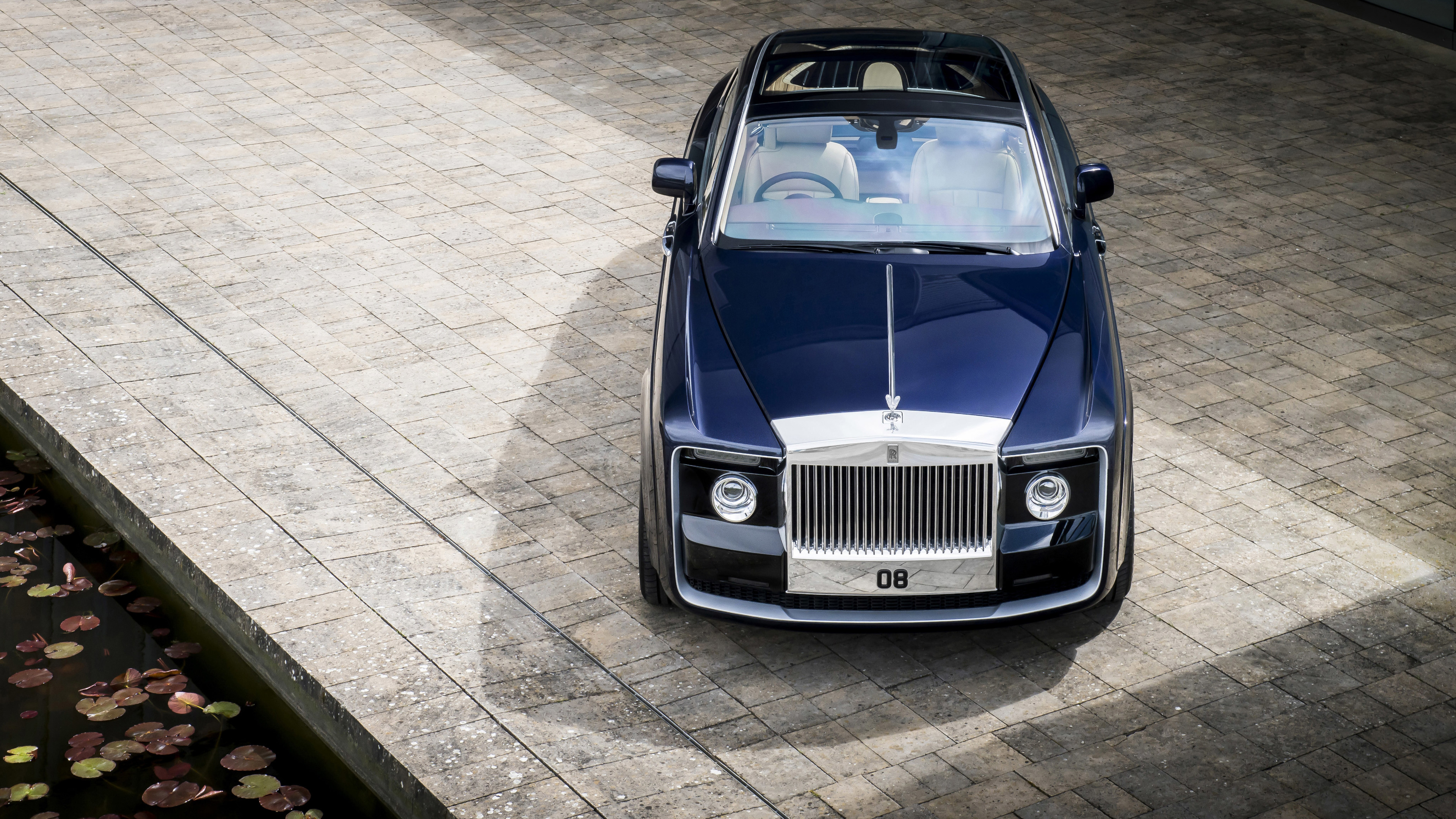 rolls royce sweptail 1539105351