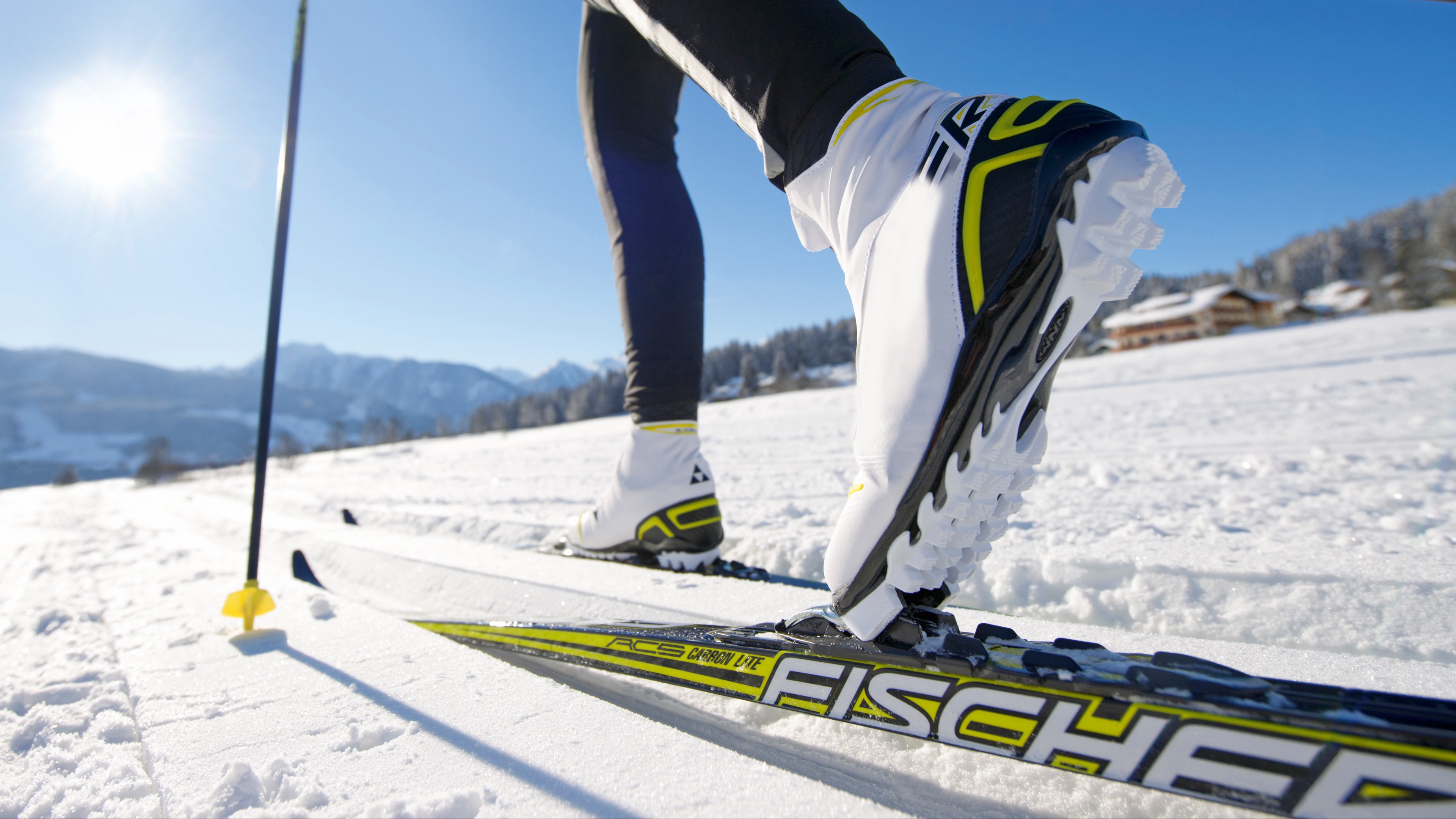 skis snow sport 4k 1540062789