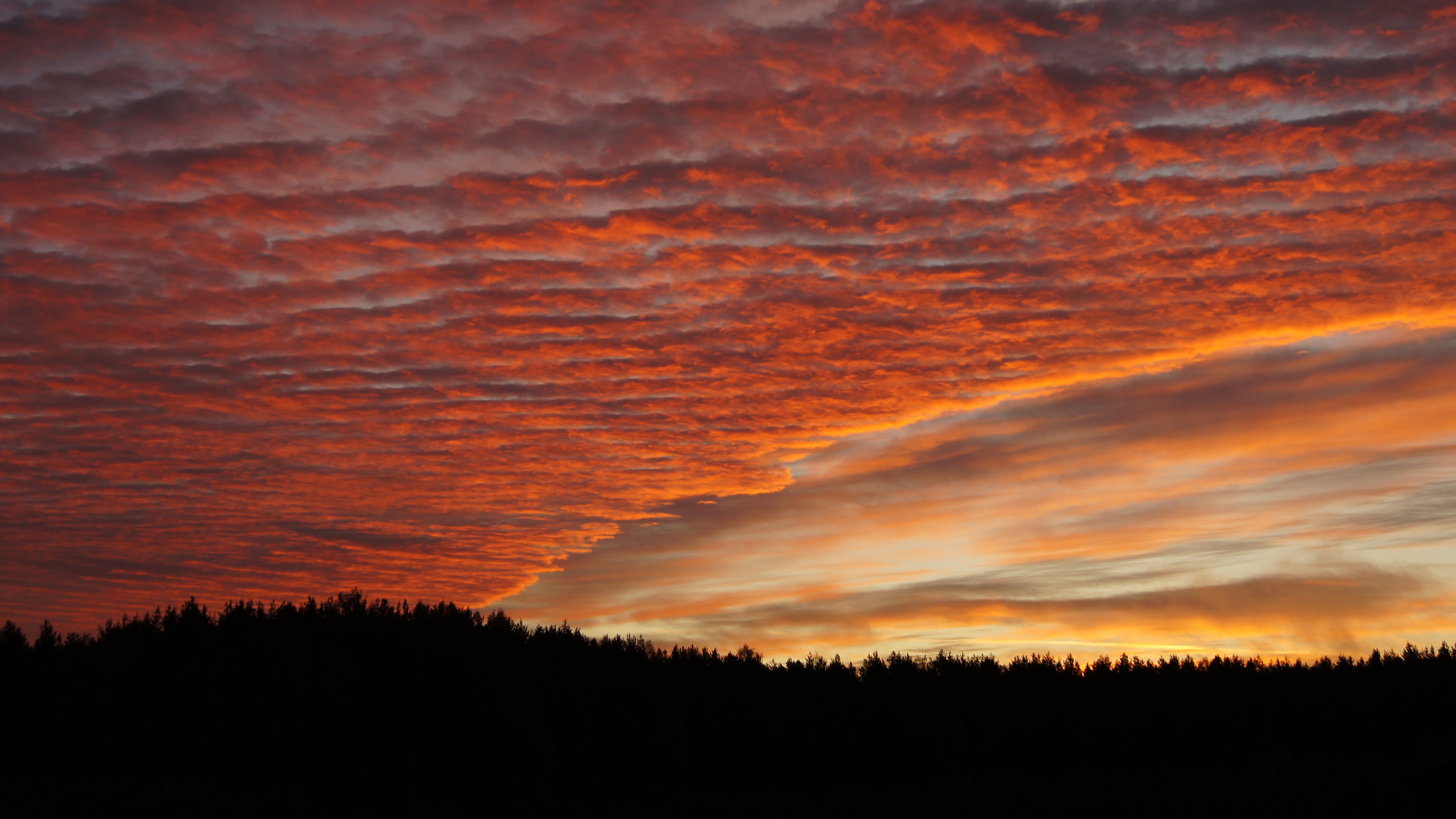 sky clouds sunset beautiful 4k 1540576442