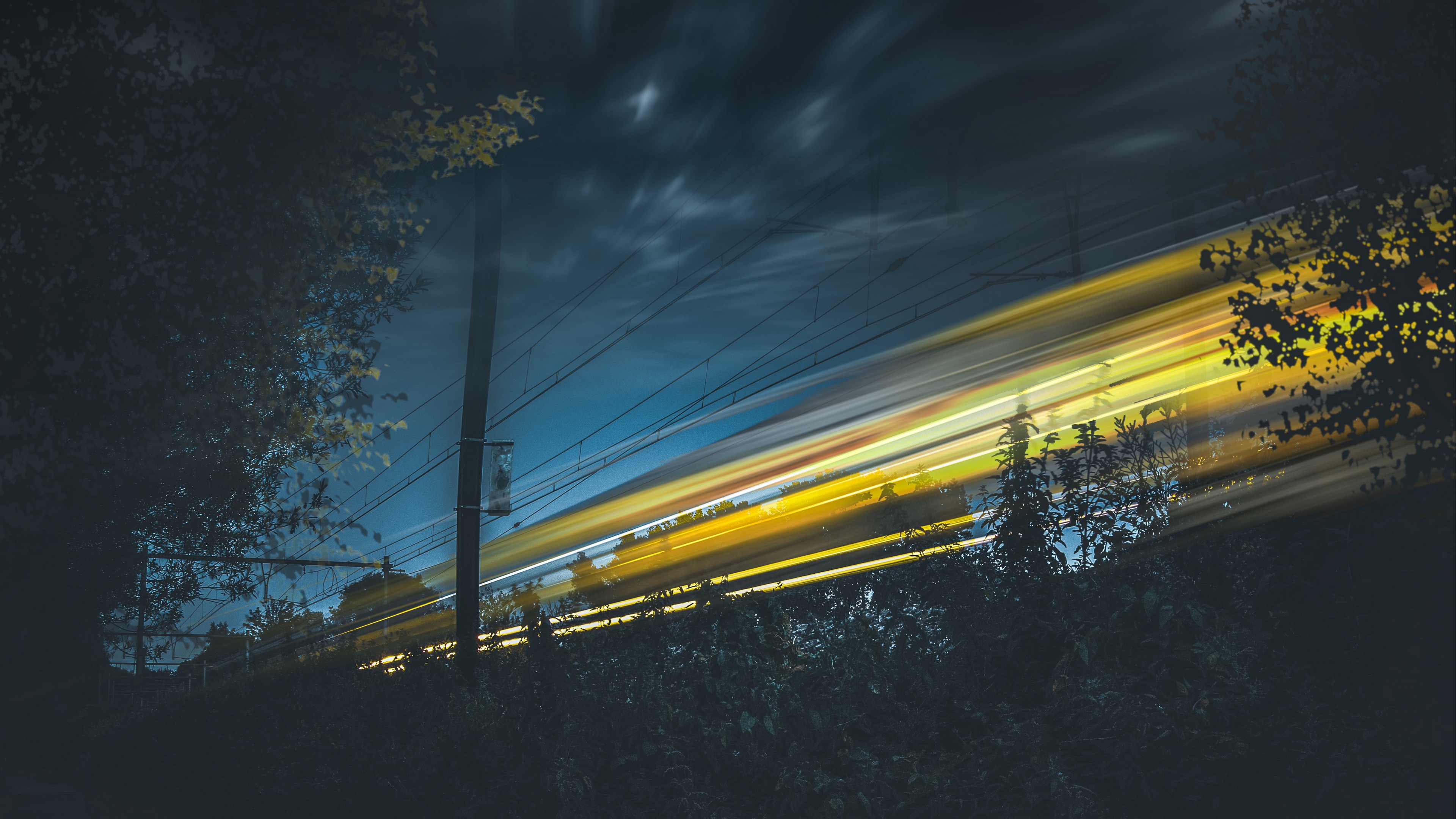 sky light railway night 4k 1540575278