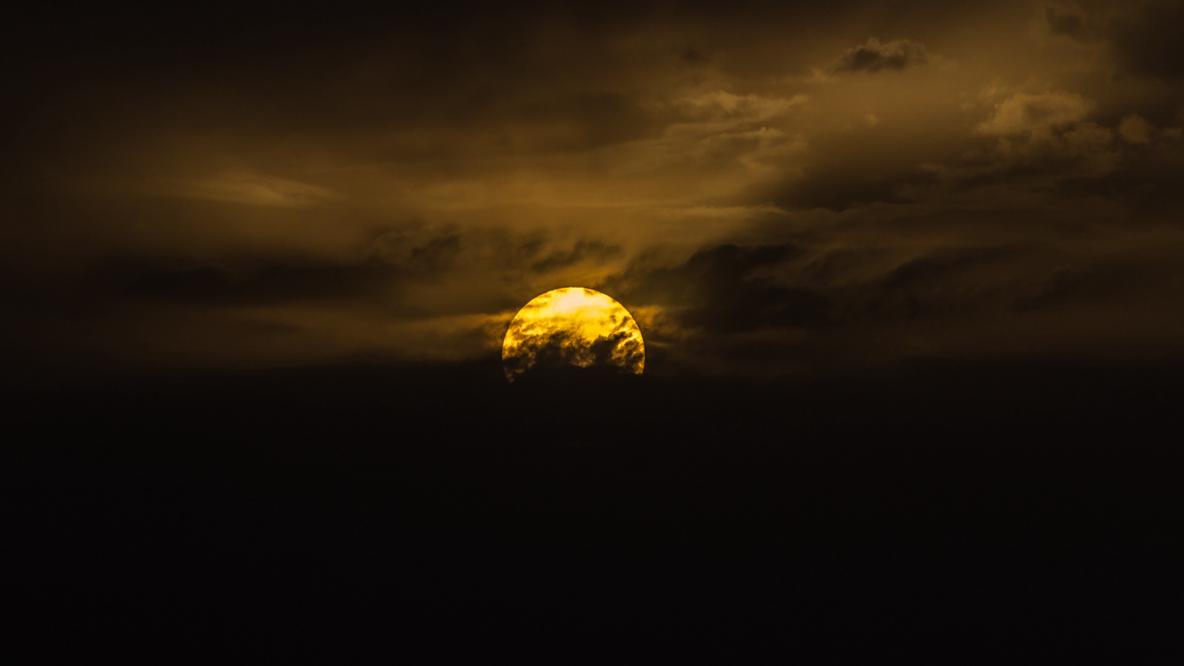 sun sunset clouds sky 4k 1540575210