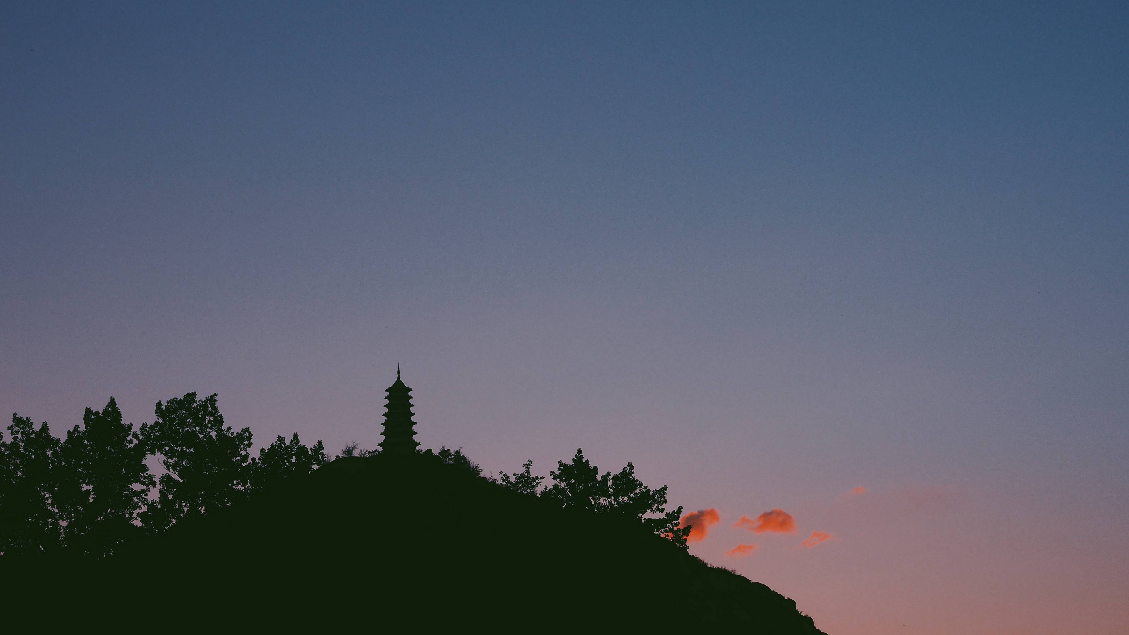 temple tower sky silhouette 4k 1540574648