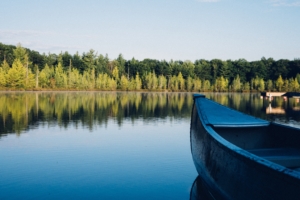 boat canoe lake trees 4k 1541114299