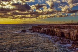 cliff sea shore stones sky hdr 4k 1541115927