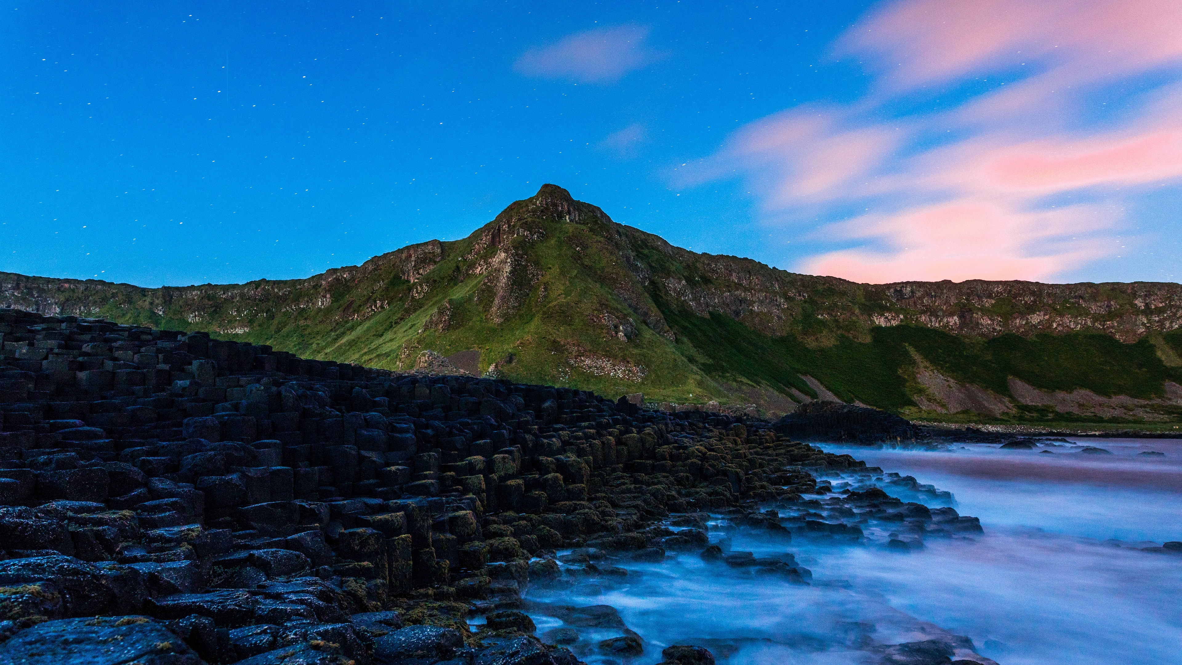 giants causeway bushmills shore stones 4k 1541114879