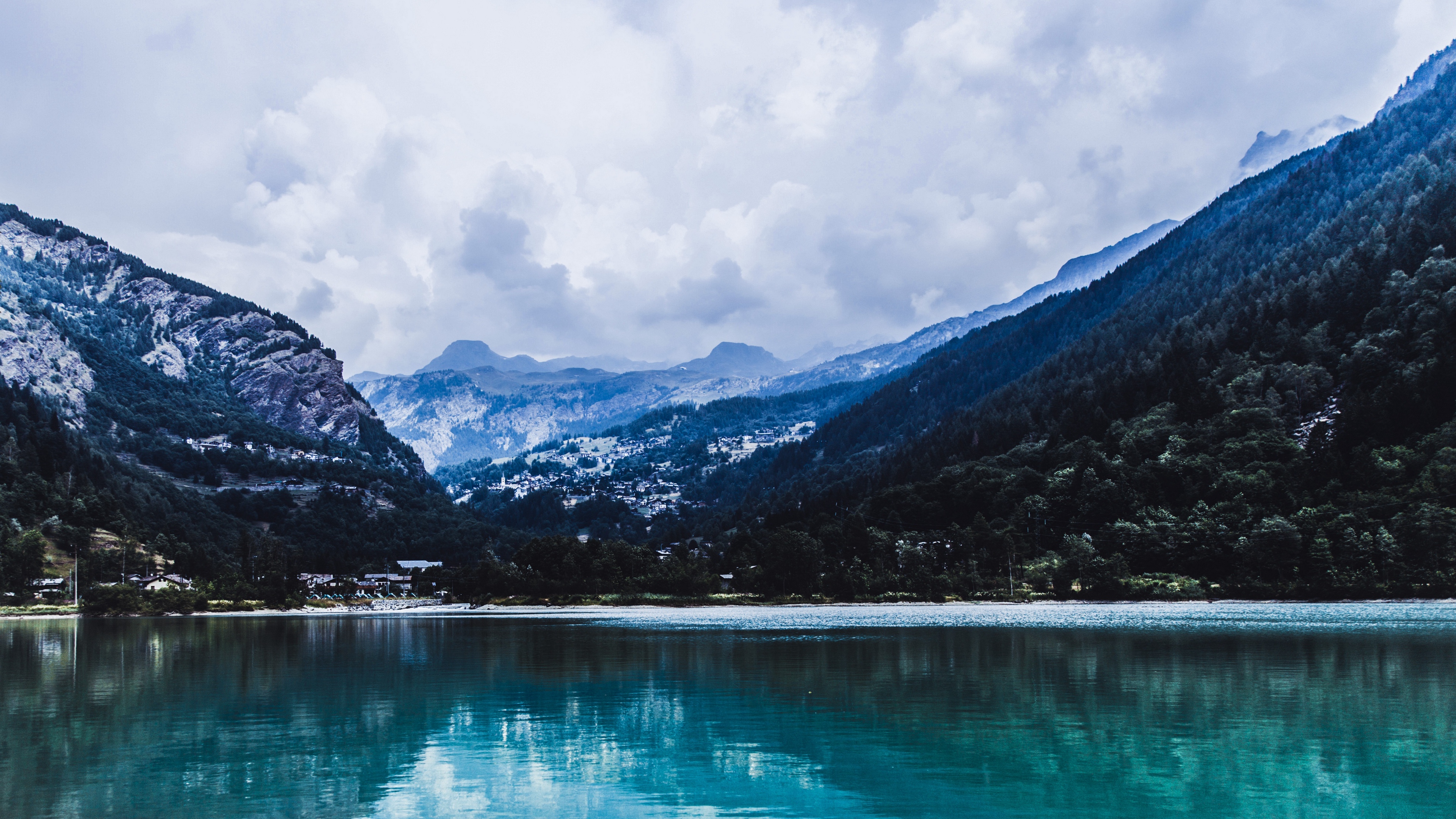 lake mountains reflection 4k 1541114825