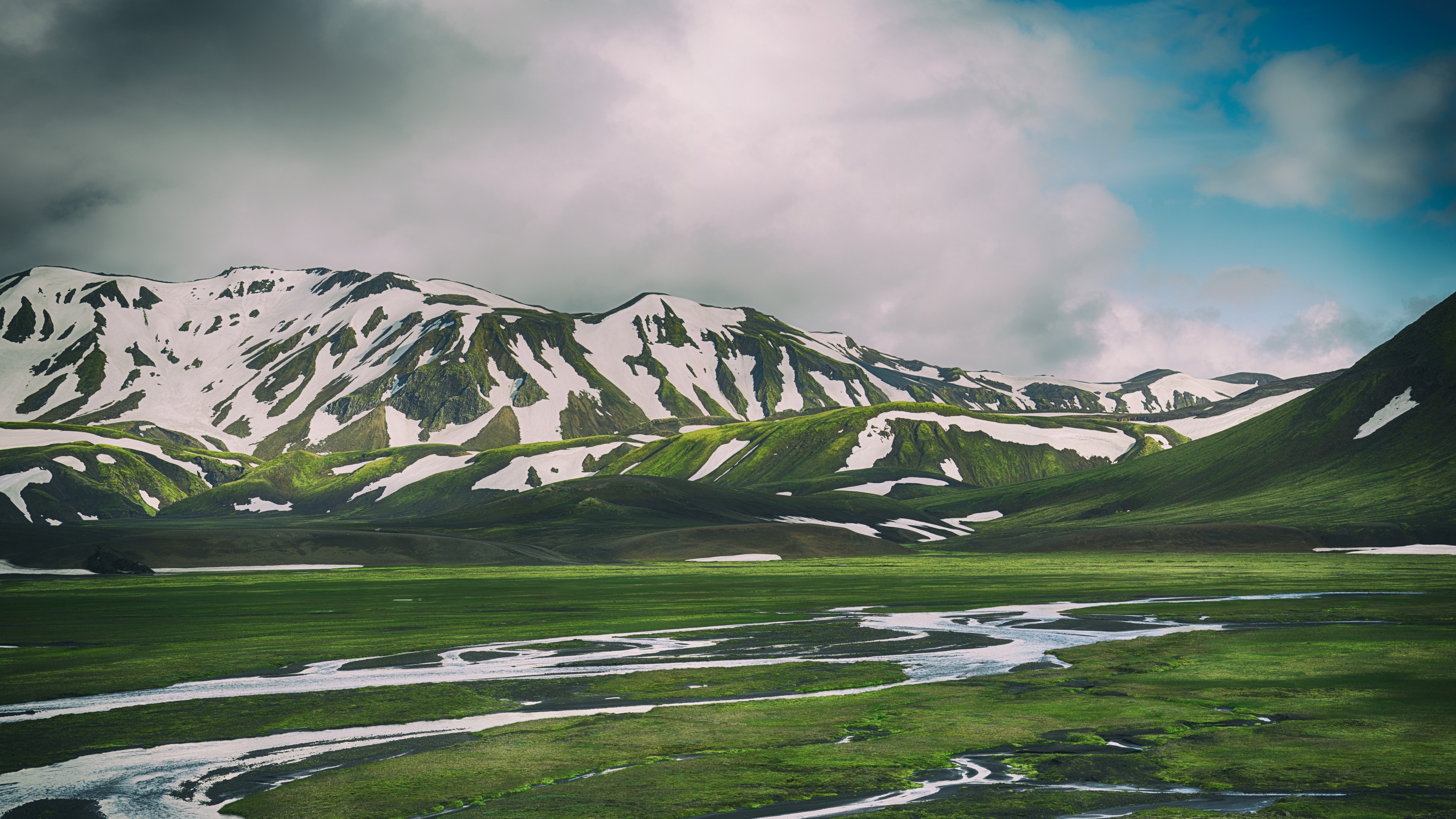 landmannalaugar iceland mountains grass 4k 1541115032