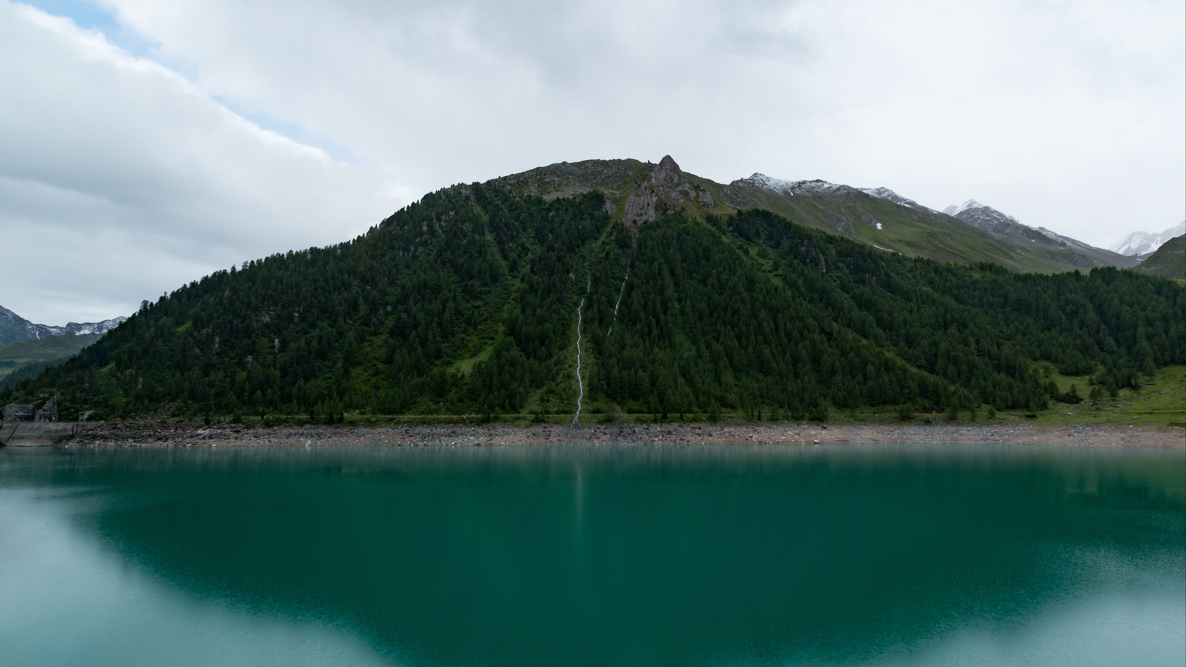 mountain lake sky 4k 1541114578