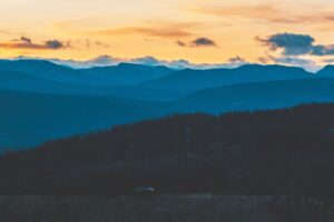 mountains evening sky clouds 4k 1541116622