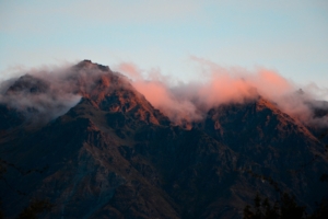 mountains fog sky 4k 1541116569