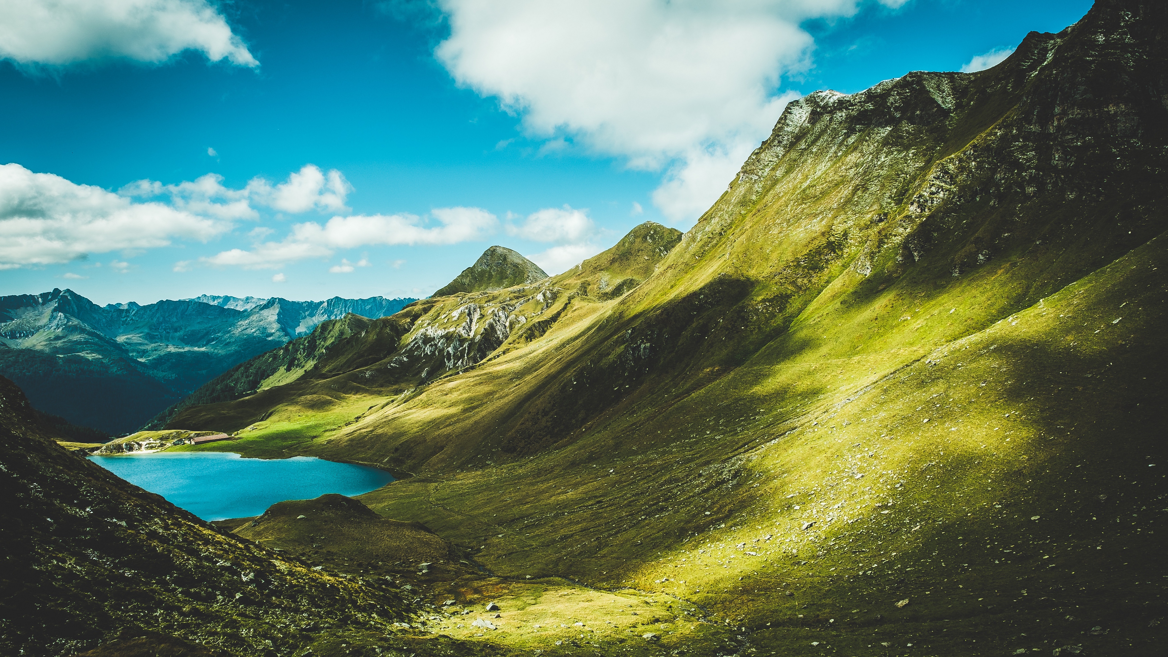 mountains grass summer 4k 1541114106