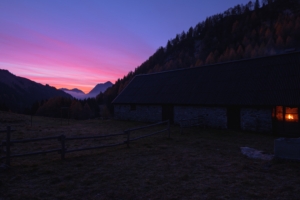 mountains night sky 4k 1541114158