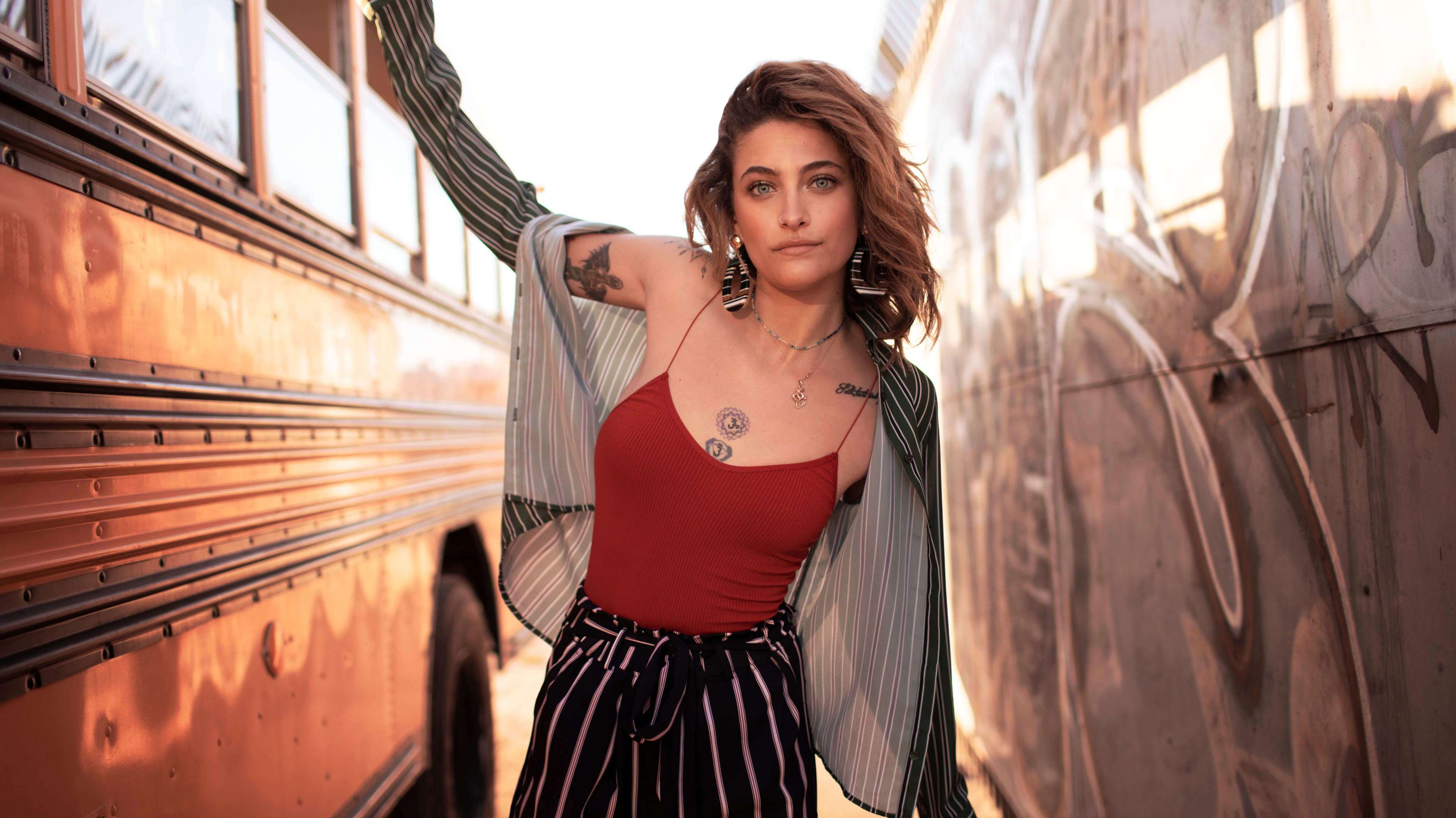 paris jackson 1543104574