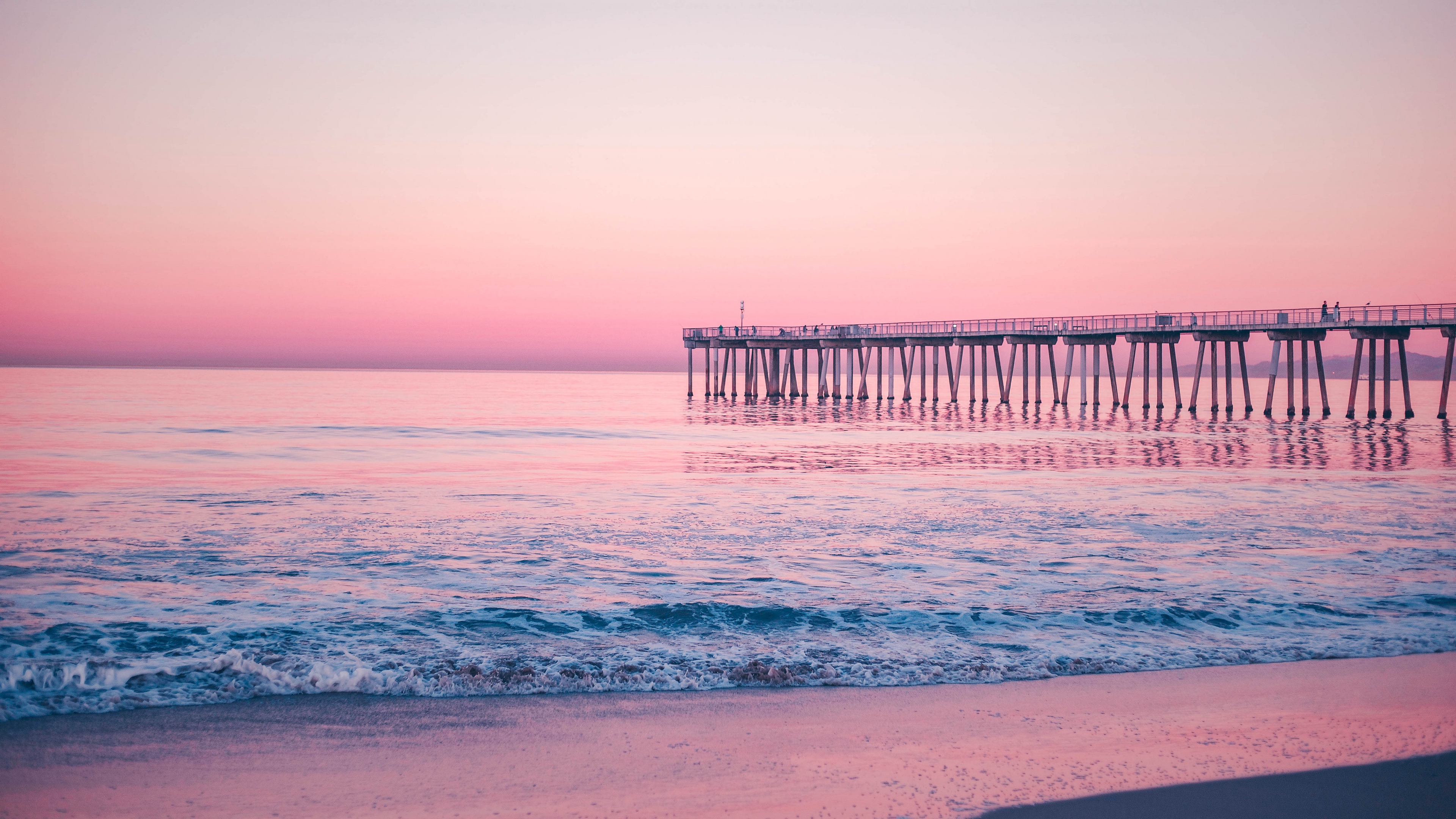 pier sea surf pink 4k 1541114647