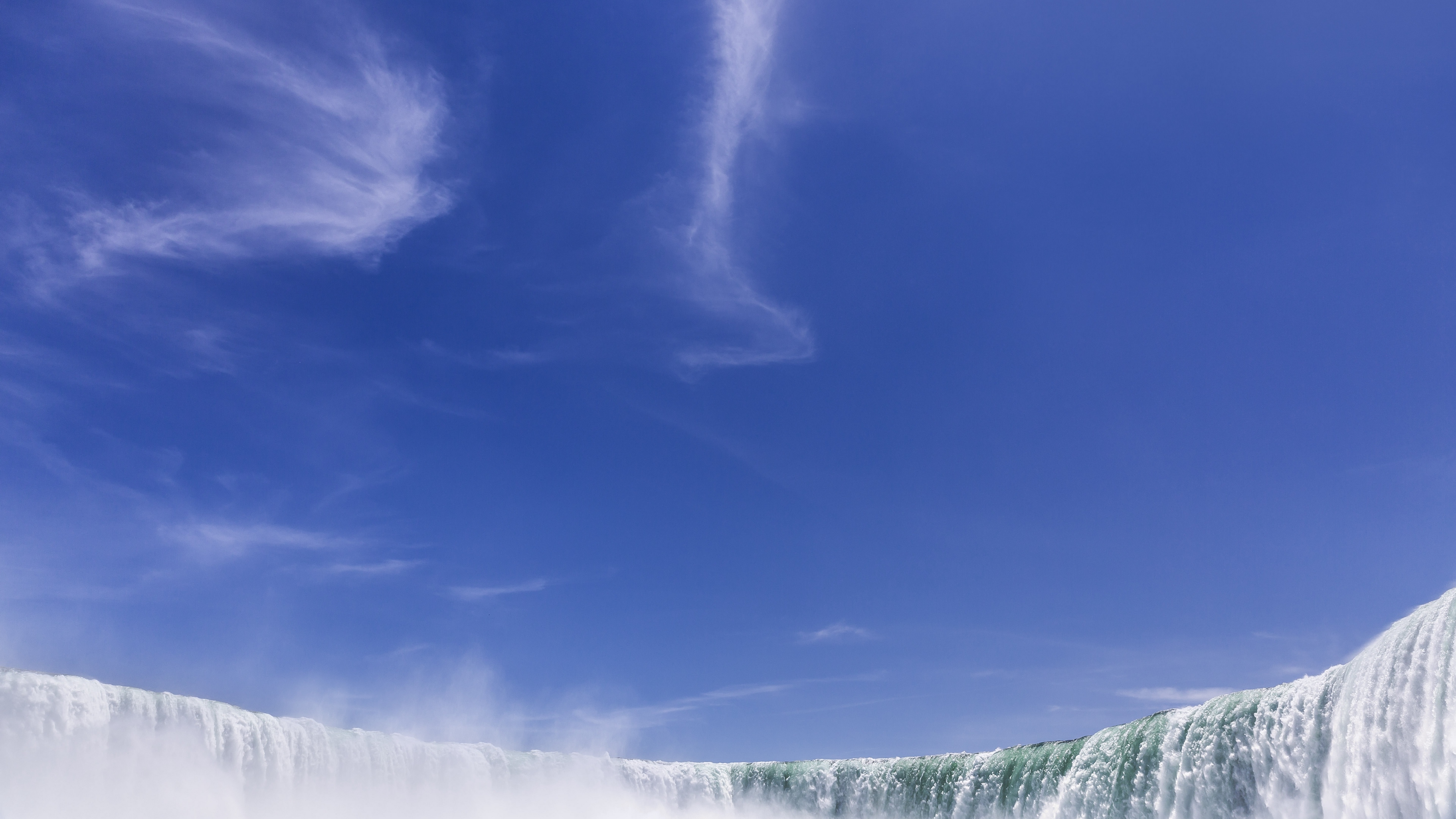 waterfall sky spray cloud 4k 1541114381