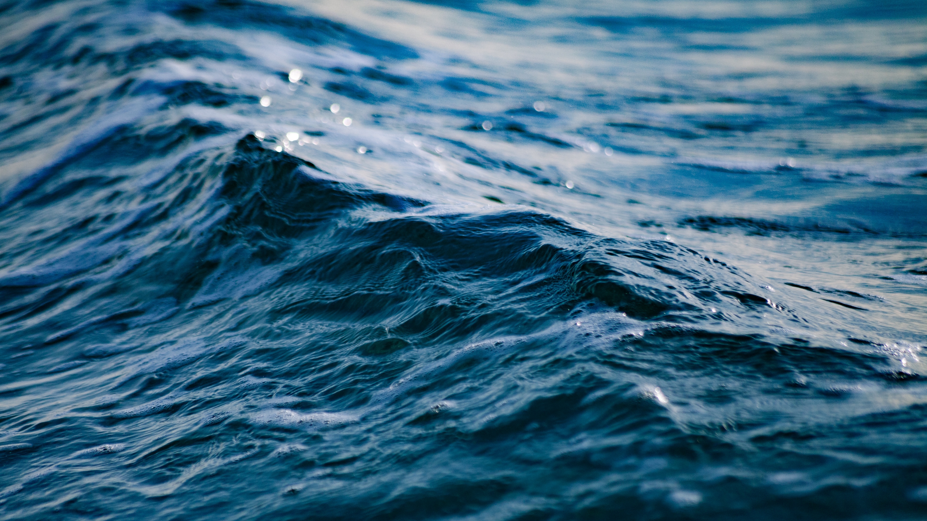 waves sea water 4k 1541117414