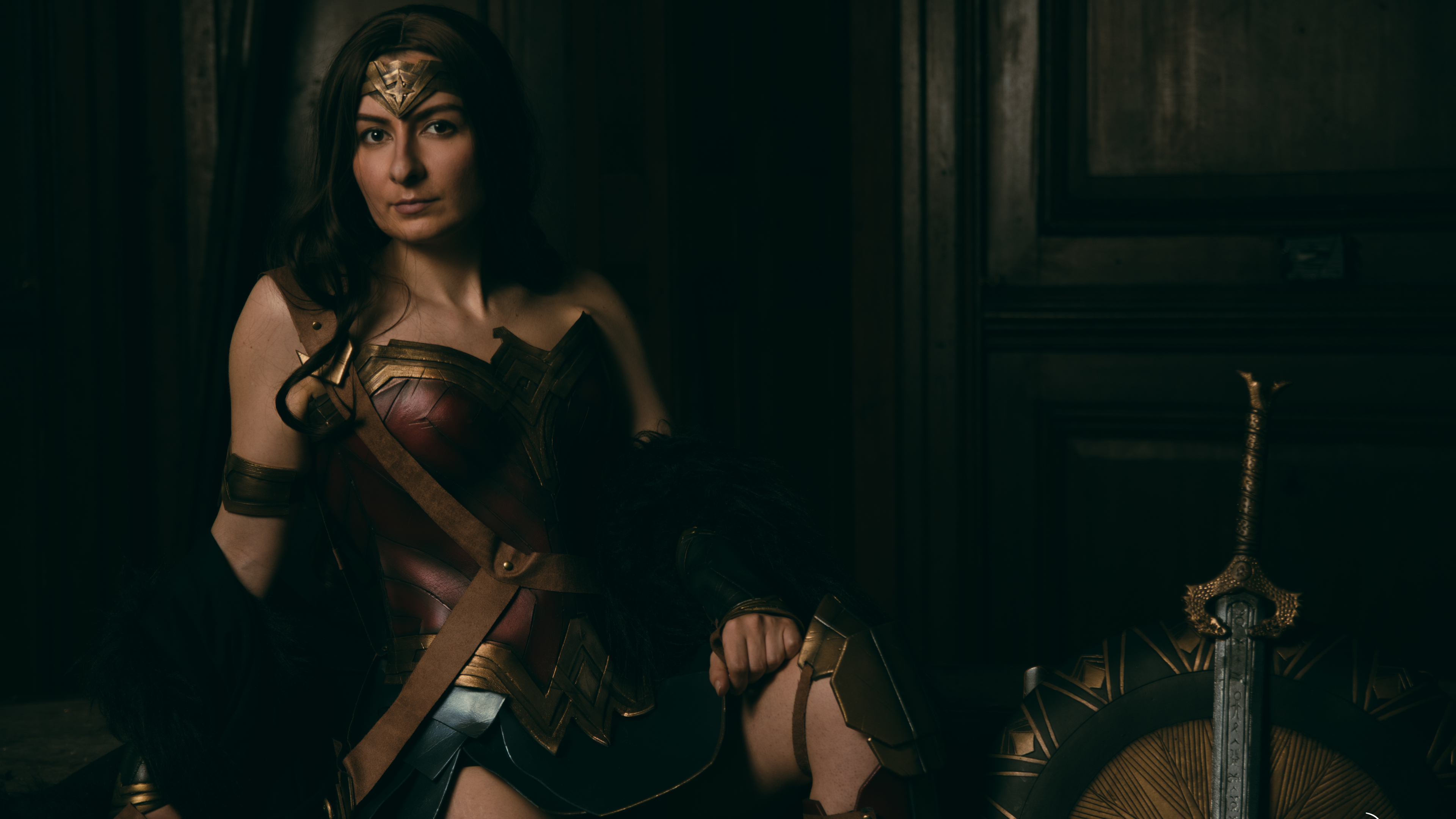 wonder woman 4k cosplay 1545588626