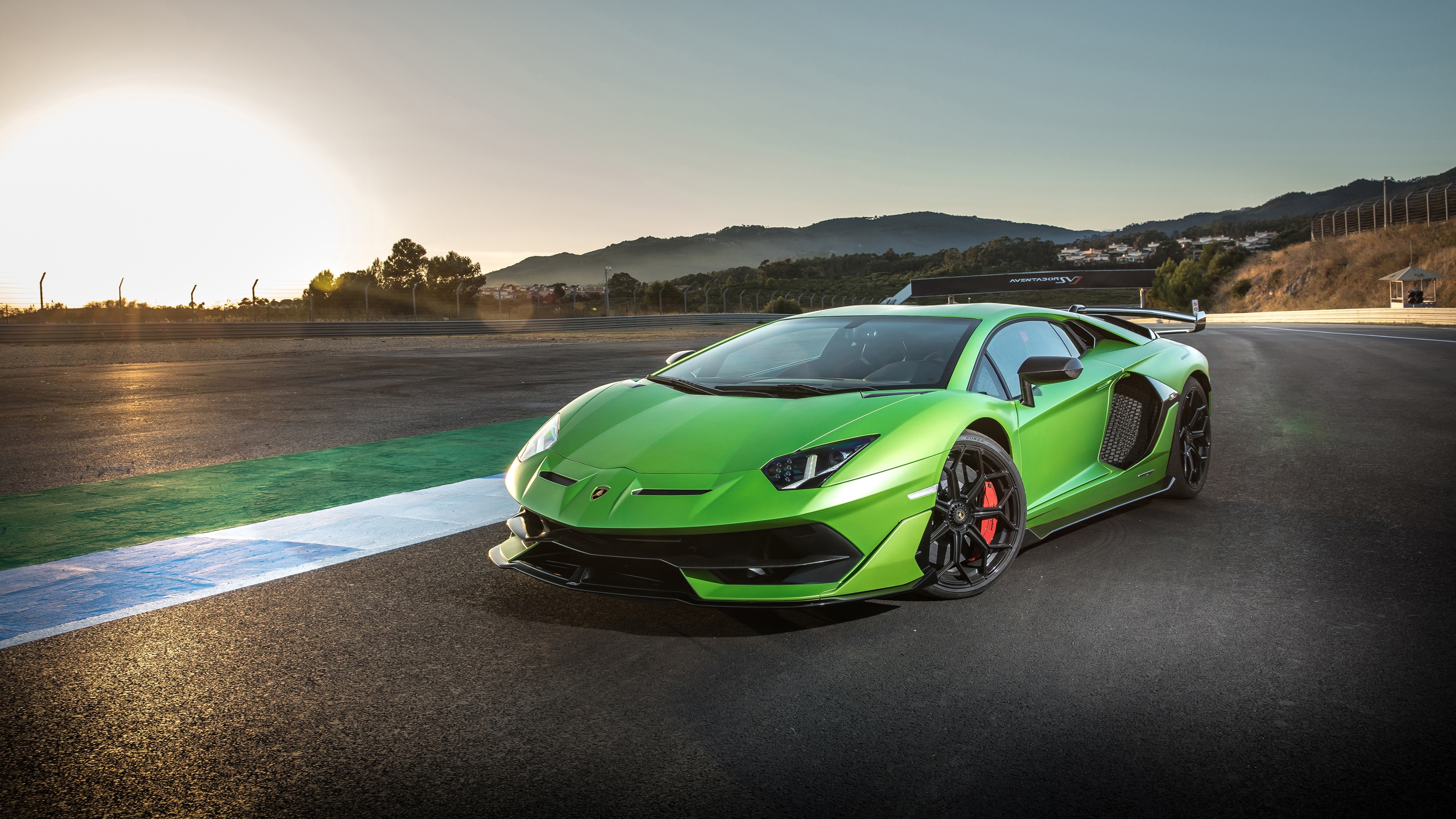 wallpaper lamborghini aventador 4k Aventador svj tapeta