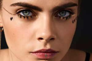 cara delevingne rimel 4k 1547937570