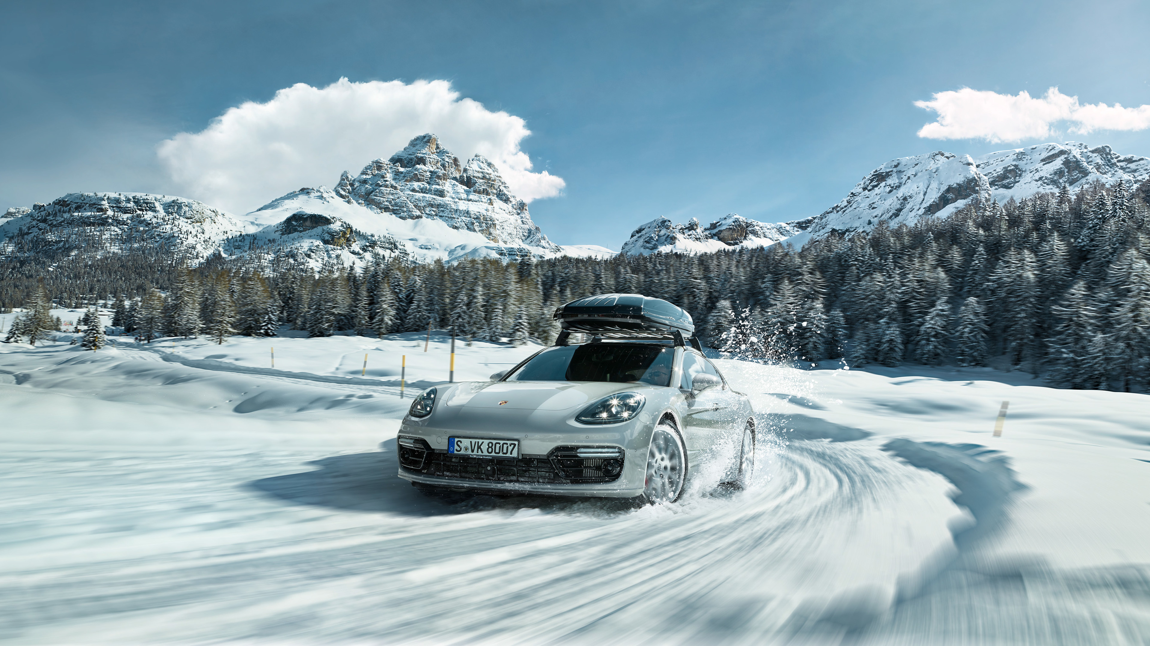 porsche in snow 4k 1546362644