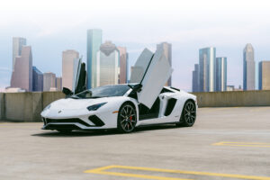 white lamborghini aventador 4k 2018 1546361531