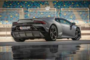 2019 lamborghini huracan evo rear 4k 1550513223