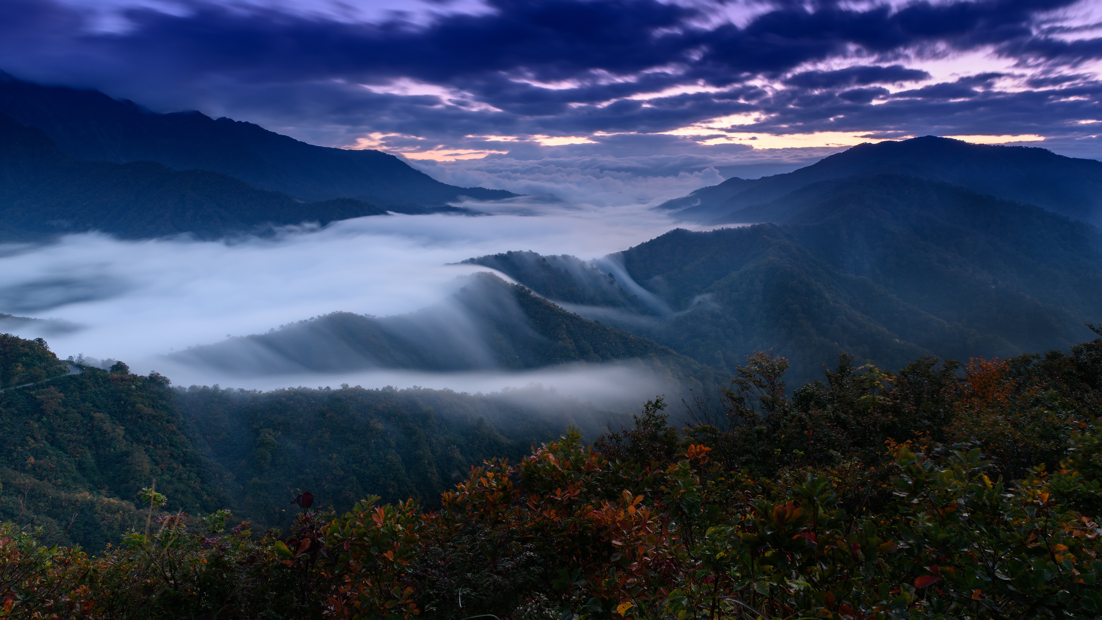 foggy clouds covering mountains 4k 1551644679