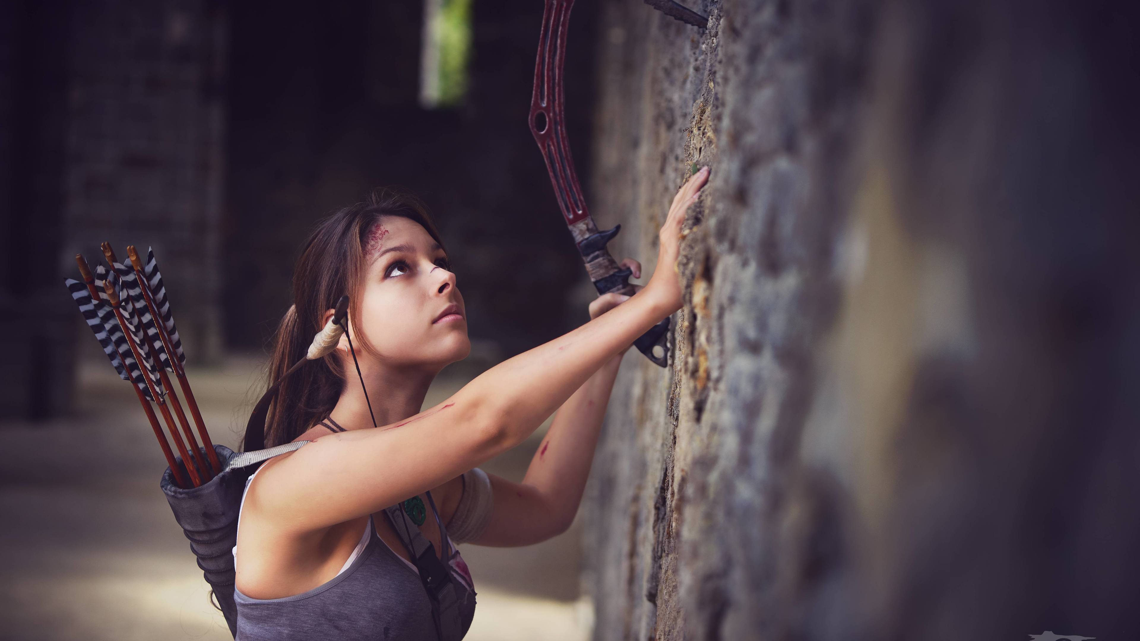 lara croft cosplay 4k 1559797956