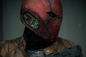 red hood 4k cosplay 1559764275