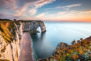 etretat normandie france 1569187797