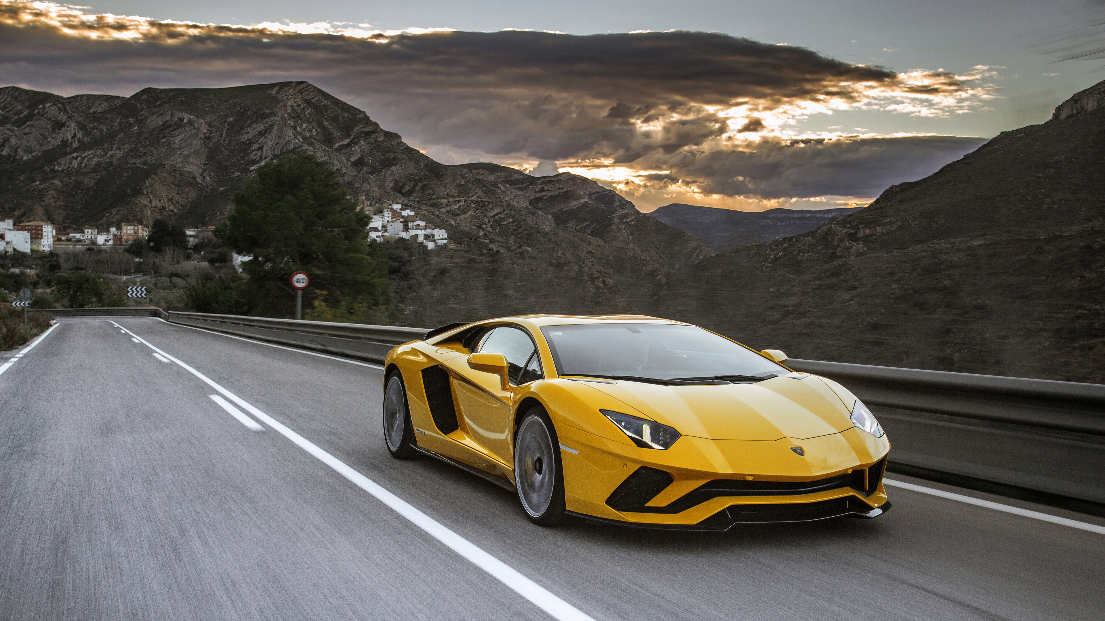 yellow lamborghini wallpapers