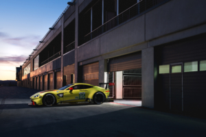 aston martin vantage gte 2019 1574936036