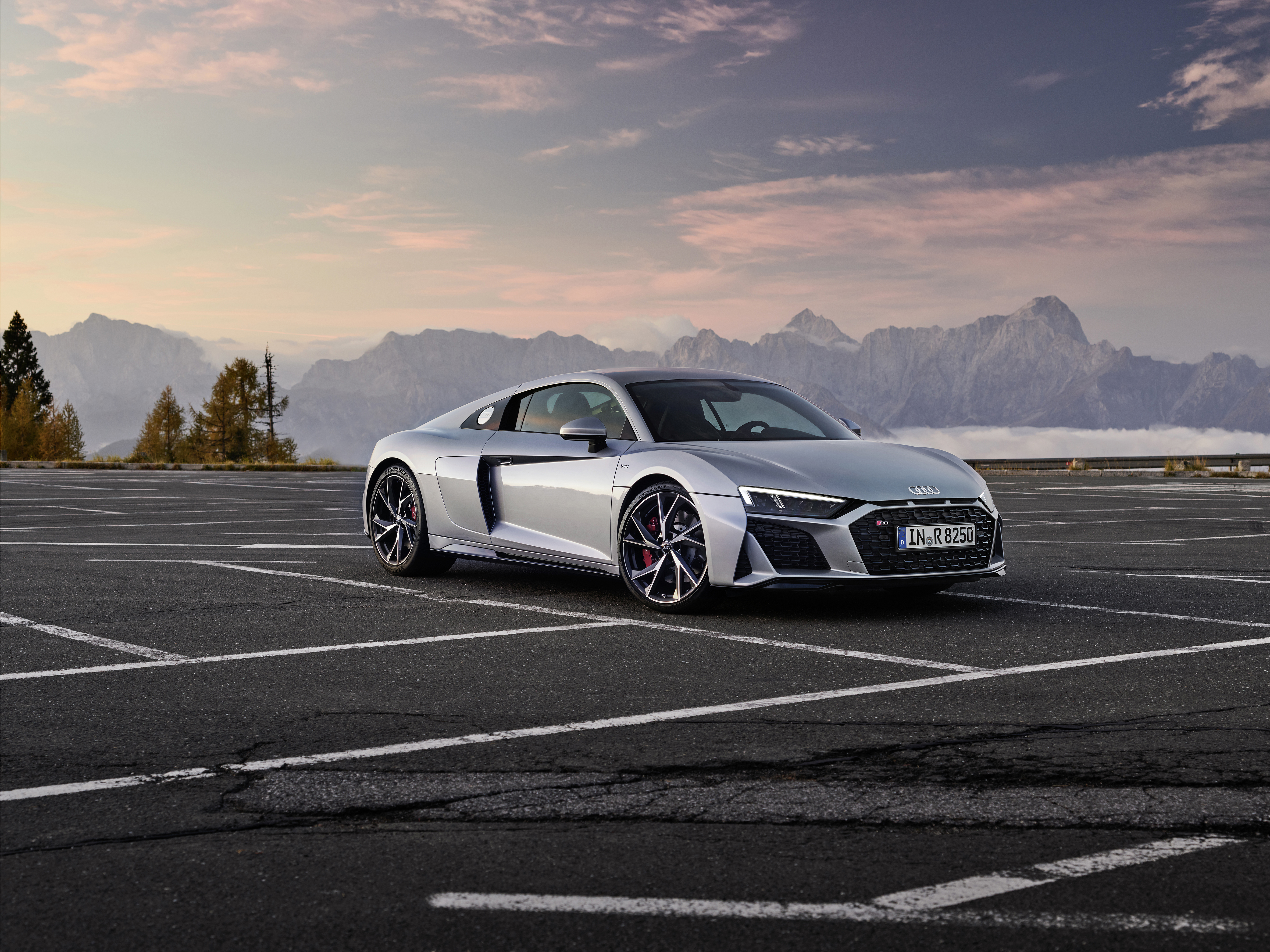 audi r8 v10 rwd coupe 2019 side view 1574936405