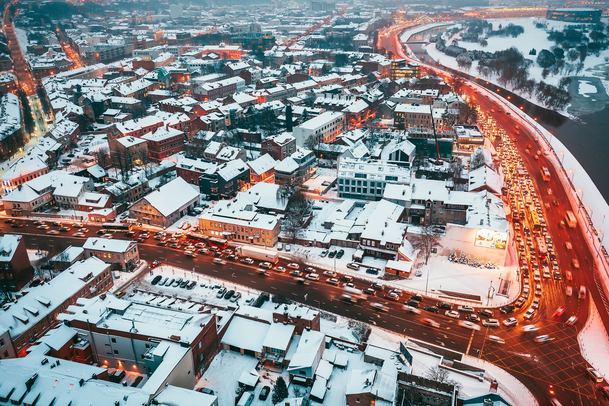 city covered in snow cityscape 1574939521