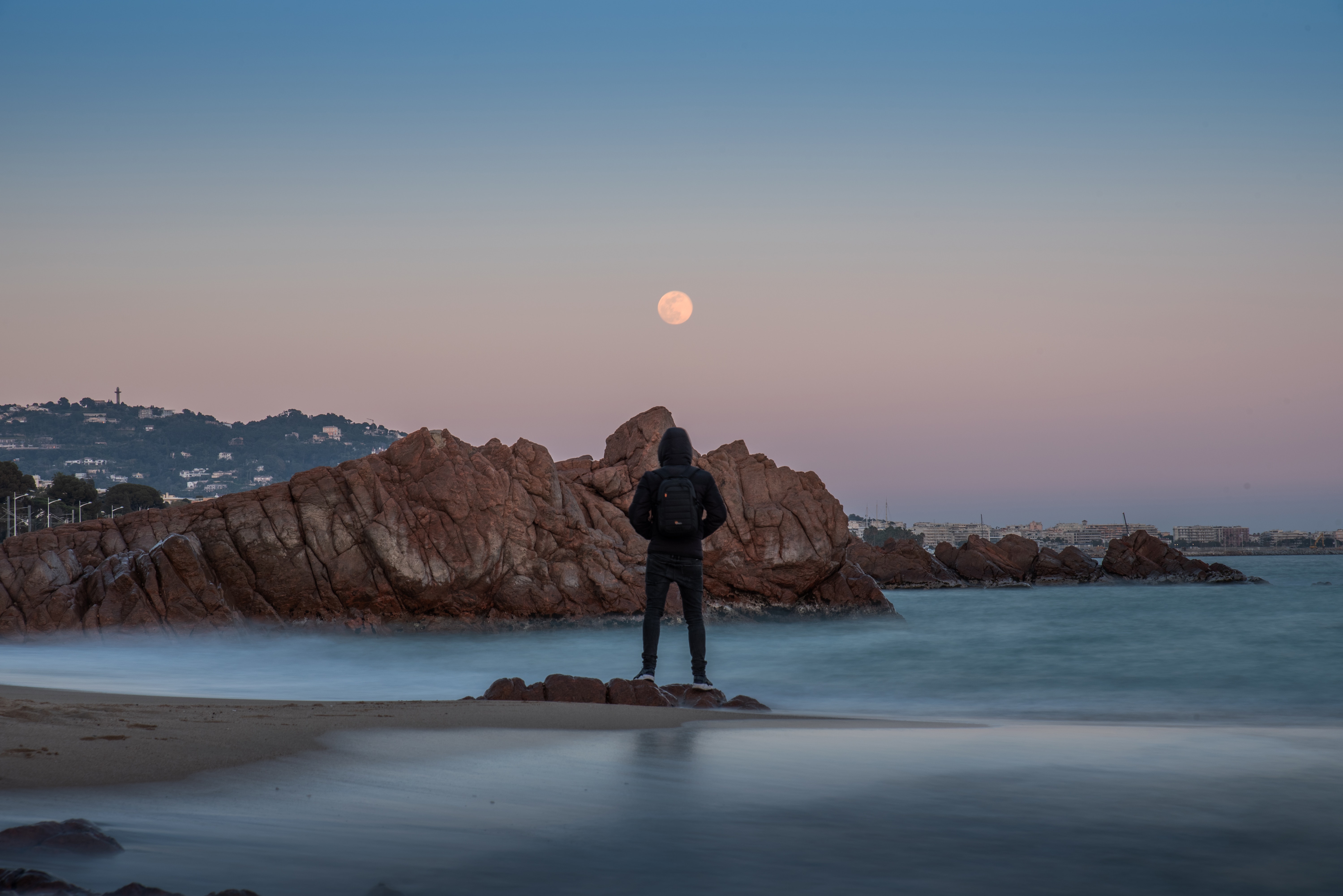 man overlooking sea 1574938394