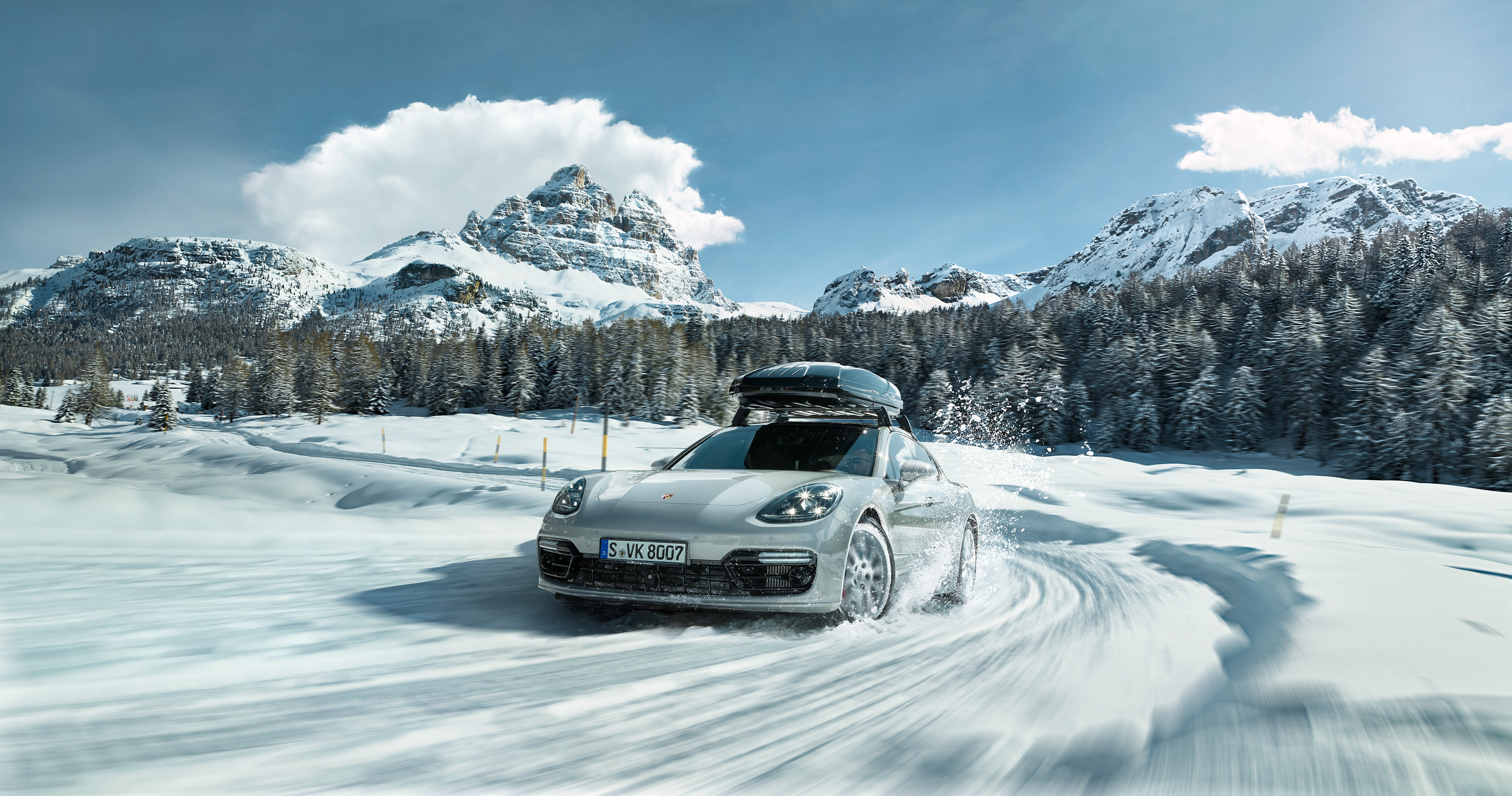 Porsche In Snow Wallpaper 4K