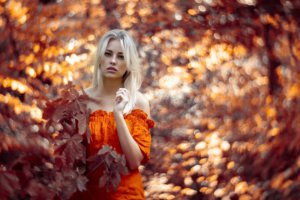 autumn girl outdoor 1575665738