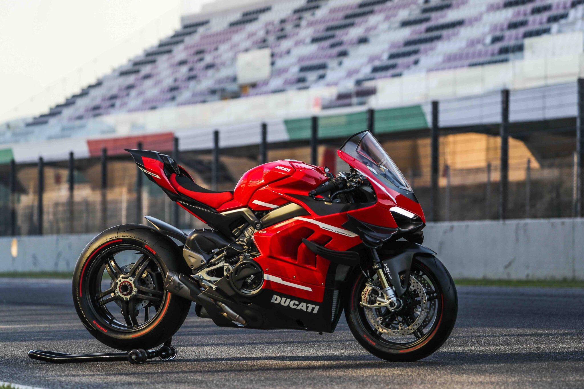 Ducati Superleggera V