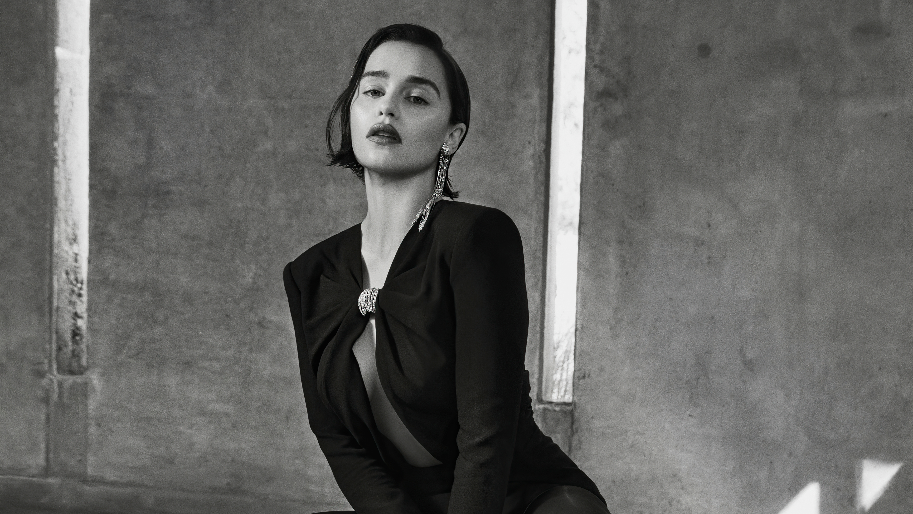 emilia clarke 2020 monochrome 1596909413