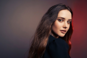 katherine langford glamour mexico 1596913146