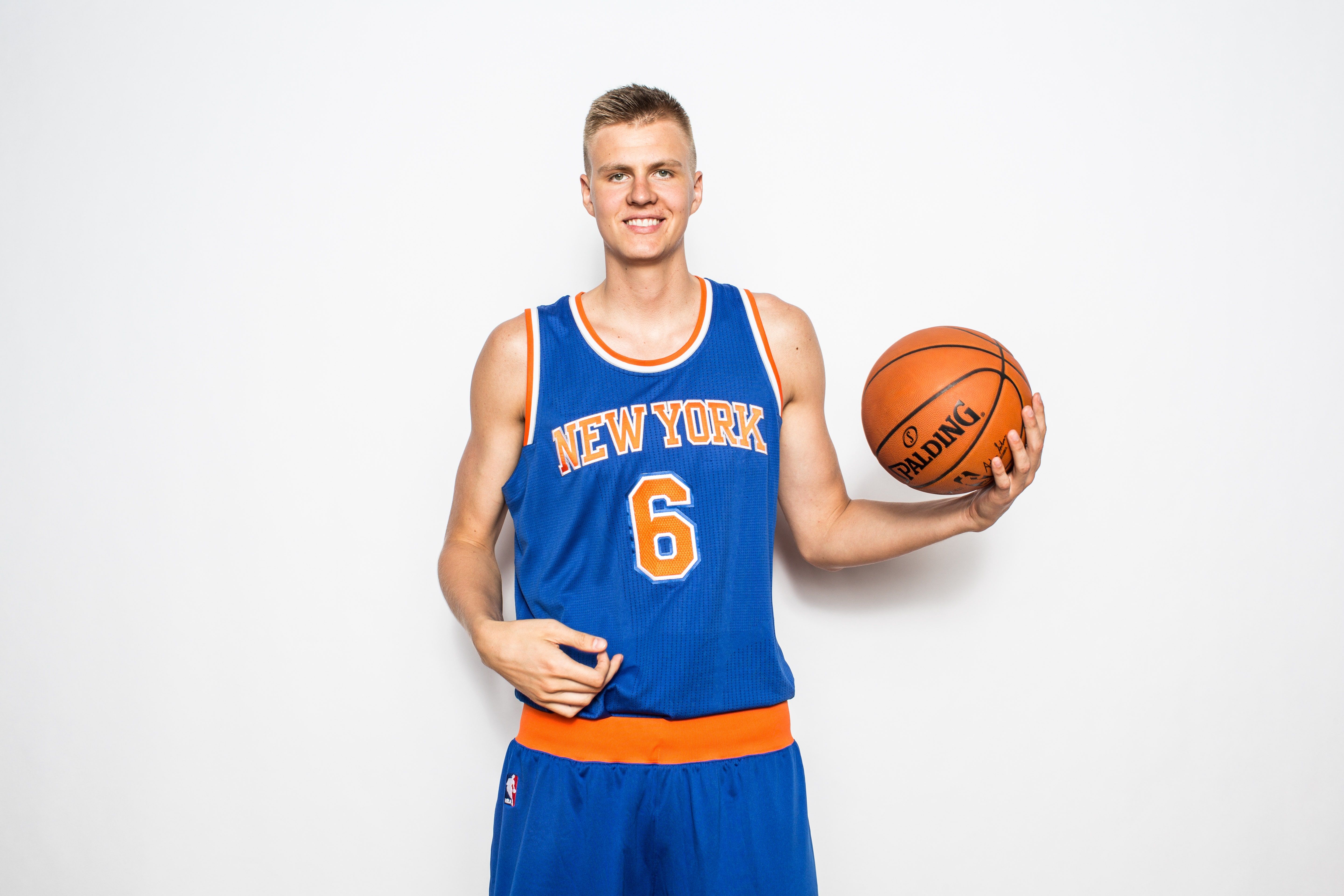 kristaps porzingis 4k 1604344362